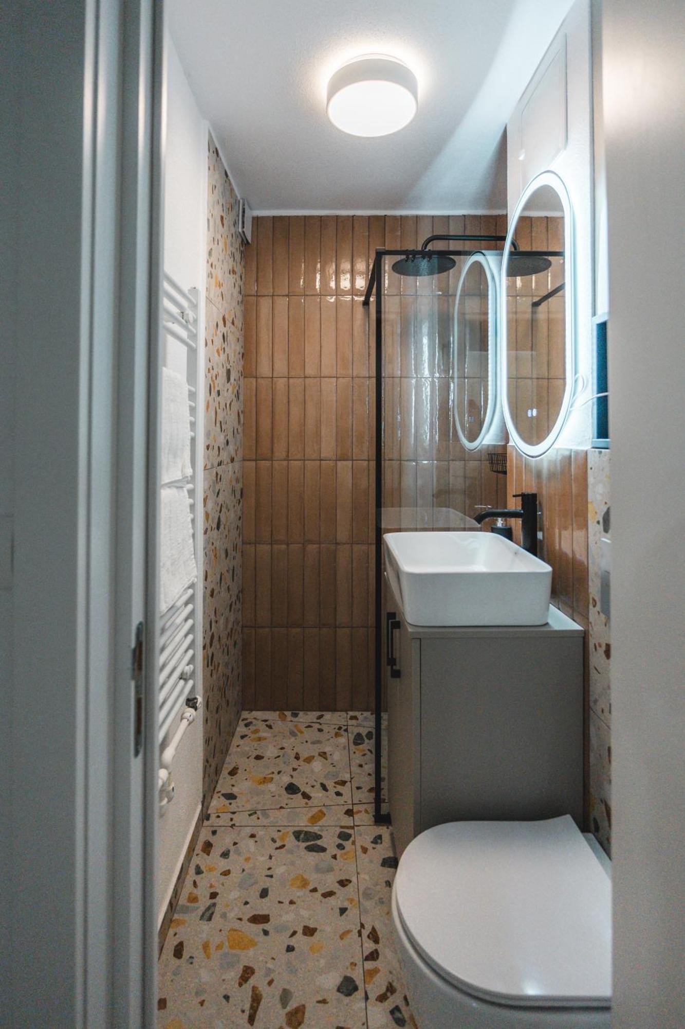 Apartament Iulia Si Alex Curtea De Arges Exterior photo